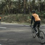 adelantamiento a un ciclista